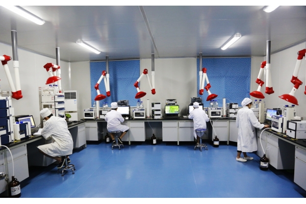 实验台如何保养